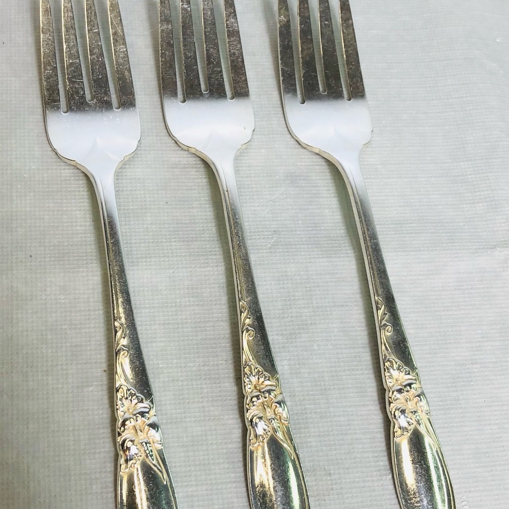 Vintage Lot Of 3  1953 Oneida Community  WHITE ORCHID Salad Forks
